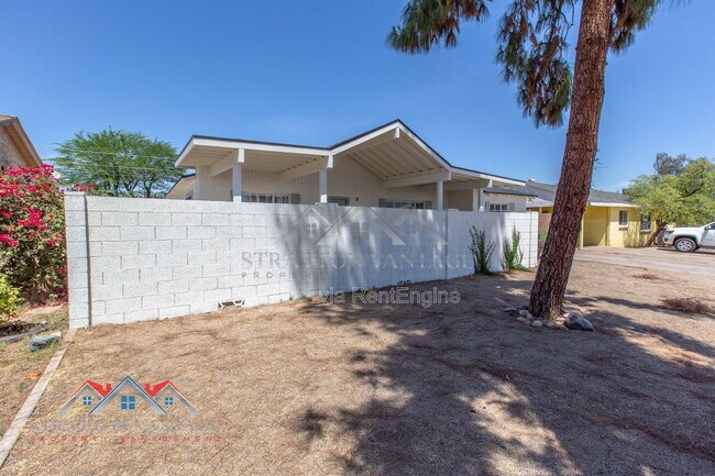 Building Photo - 2912 W Butler Dr