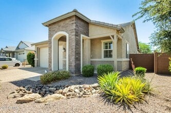 Building Photo - 5024 N 84th Dr