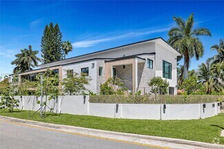 Building Photo - 1351 S Venetian Way