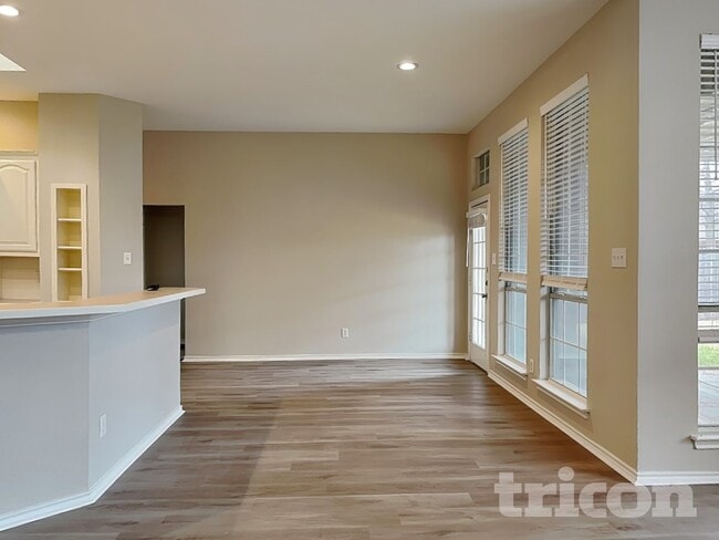 Foto del edificio - 1314 Pegasus Dr