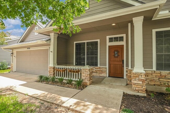 Building Photo - 8701 Little Laura Dr