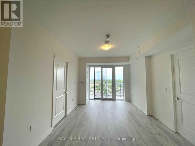 Building Photo - 4655 Metcalfe Ave