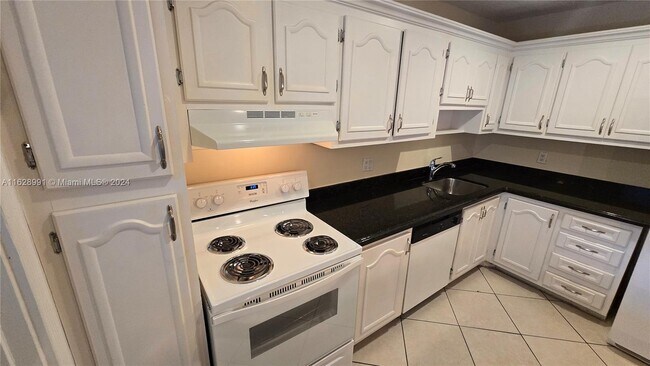 Foto del edificio - 6842 NW 31st Ave
