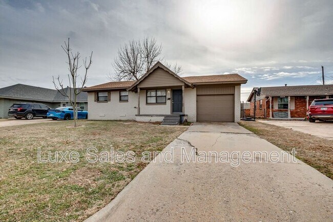 Building Photo - 1432 SW 61st Terrace
