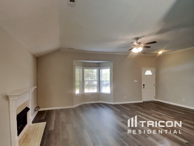 Foto del edificio - 2719 Belle Meade Pl