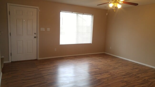 Foto del edificio - Lovely 3 bedroom home in Stetson Hills!