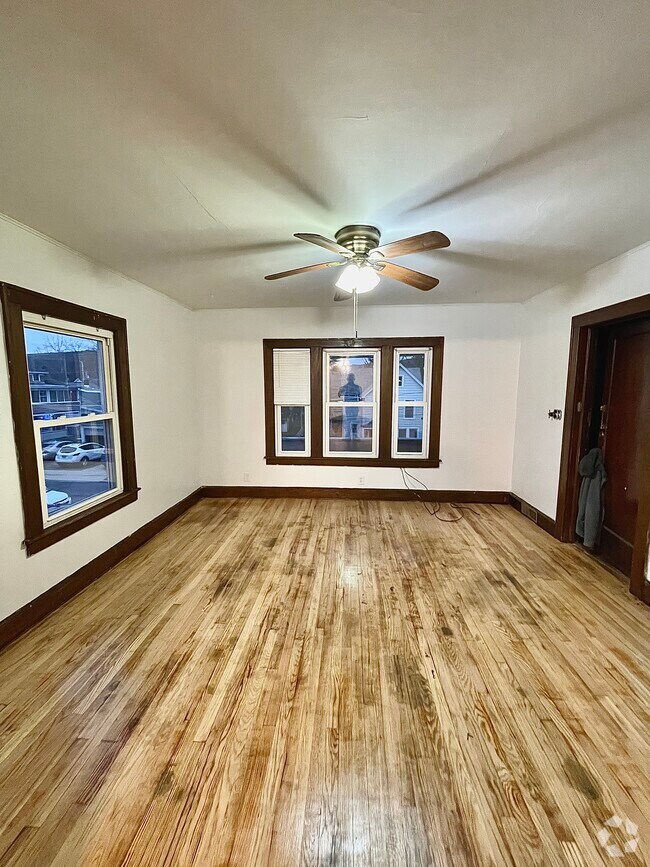 New Best Luxury Apartments For Rent in East Maine NY 2 Rentals (with