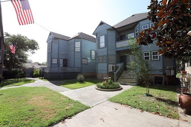 Building Photo - 1602 Sealy Ave