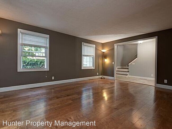 Building Photo - 3 br, 4 bath House - 916 W Valley Ct