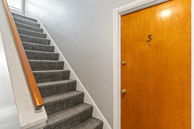 Foto del edificio - 2220 Heather Ln