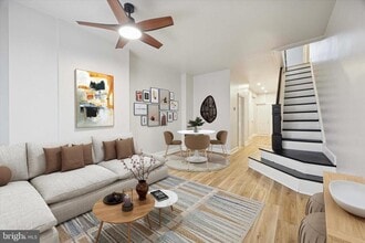 Building Photo - 3111 Gaul St