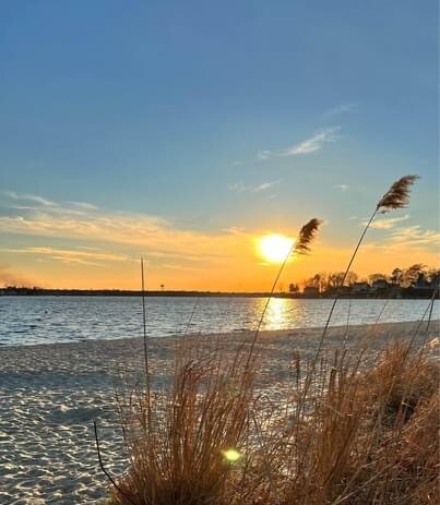 4 minute walk to beach - 1427 Summit Ave