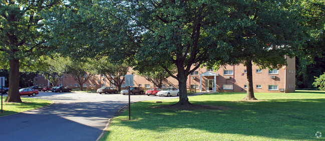 Building Photo - Walther Apartments