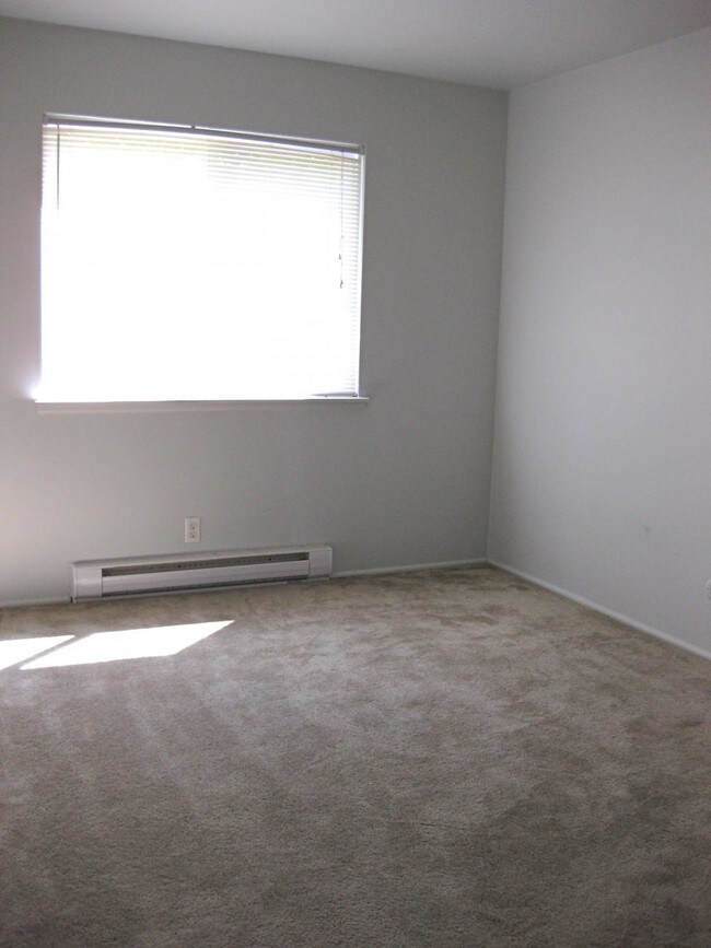 Dormitorio - Huntington Circle Apartments