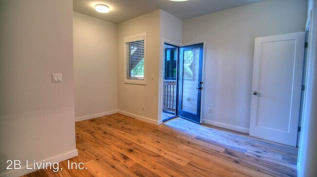 Building Photo - 1371 Minna St