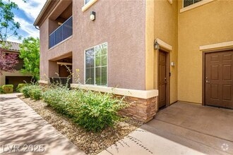 Building Photo - 6868 Sky Pointe Dr