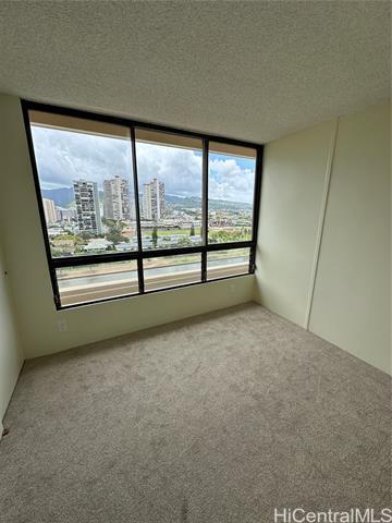 Building Photo - 2121 Ala Wai Blvd