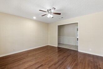 Building Photo - 9052 Zapata Way