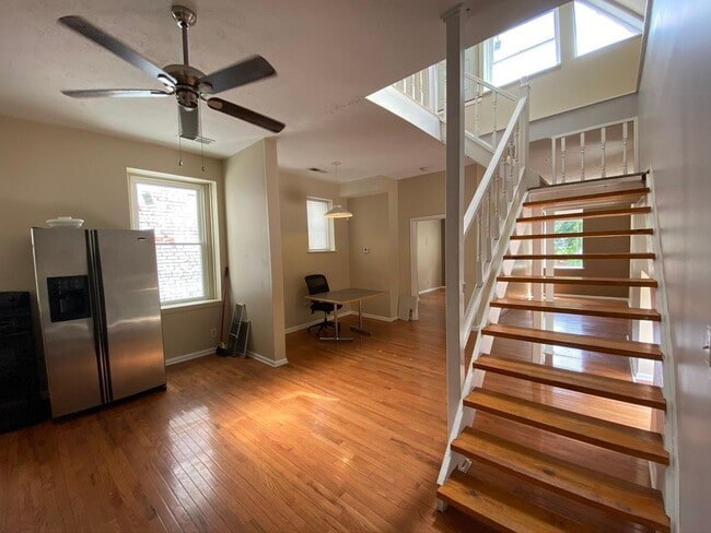 Building Photo - 55 Parker St