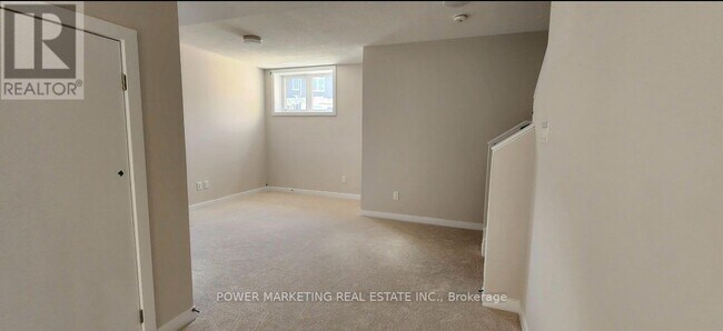 Photo du bâtiment - 139 Beebalm Cres