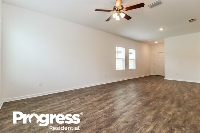 Foto del edificio - 35093 Daisy Meadow Loop