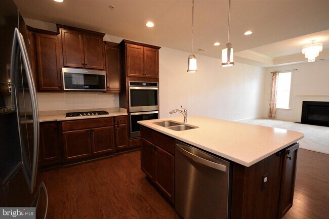 Foto del edificio - 20234 Huntington Ct
