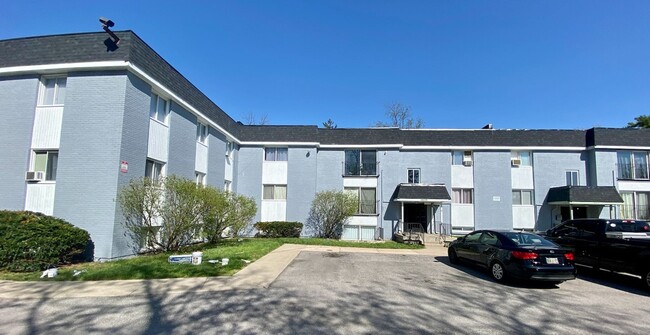 Foto del interior - LINDEN GARDEN APARTMENTS