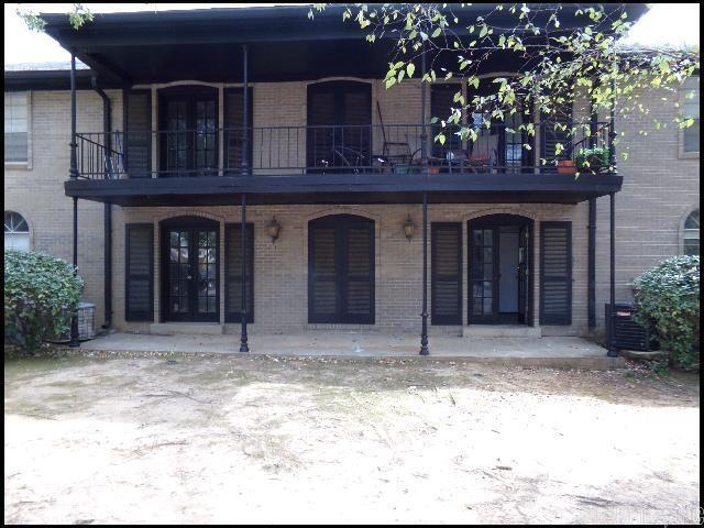 Foto del edificio - 1601 N Bryant St