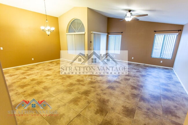 Building Photo - 4831 W Kristal Way