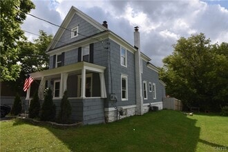 Building Photo - 625 Addison St