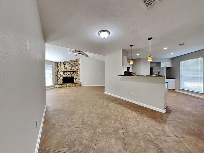 Foto del edificio - 14007 Old Village Ln