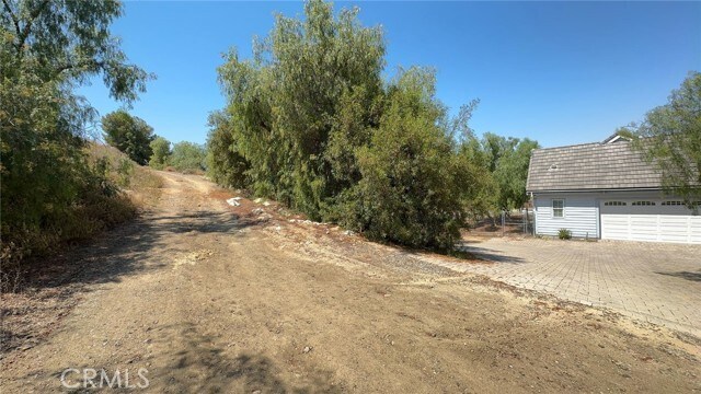 Foto del edificio - 16270 Rocky Bluff Rd