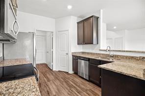 Building Photo - 1337 Violet Ln