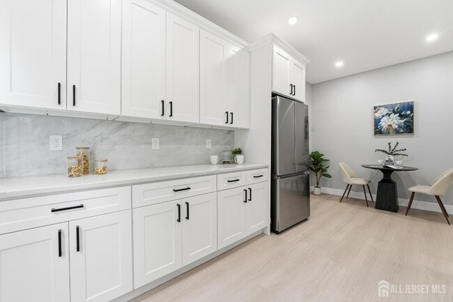 Foto del edificio - 214 Montgomery St