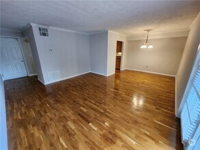 Building Photo - 1150 Collier Rd NW