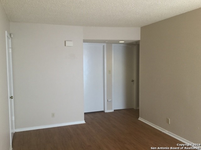 Building Photo - 10603 Starcrest Dr