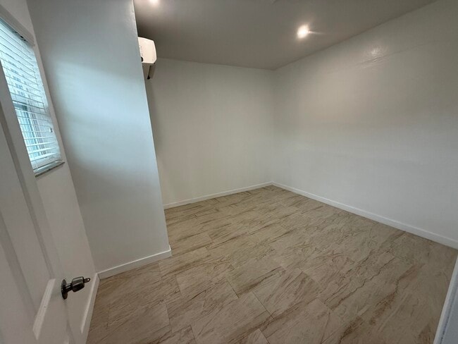 Foto del edificio - 310 Washington Ave