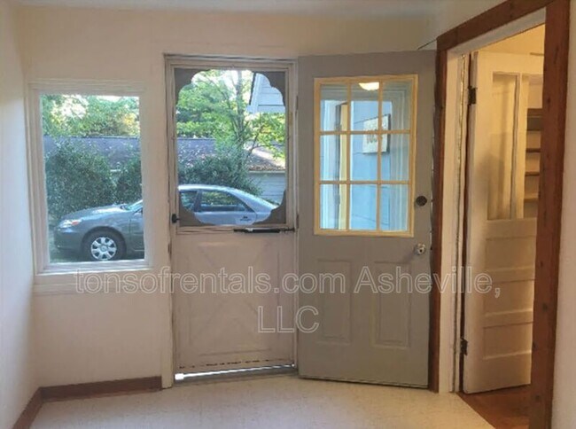 Foto del edificio - 1032 Mountain View St