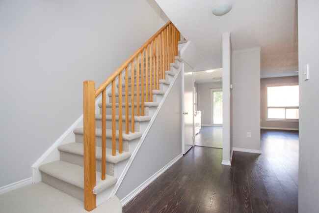 Building Photo - Contemporary 3-Bedroom Townhouse for Rent ...
