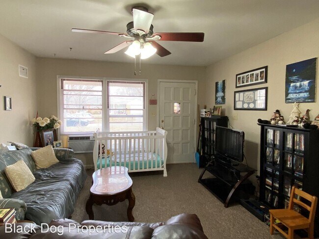 Building Photo - 3 br, 1 bath House - 1508 Campus Rd.