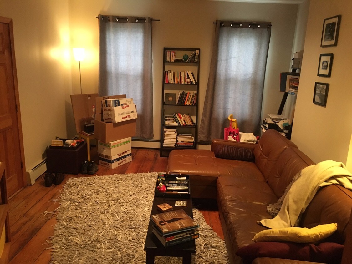 Foto principal - 109 Bartlett St