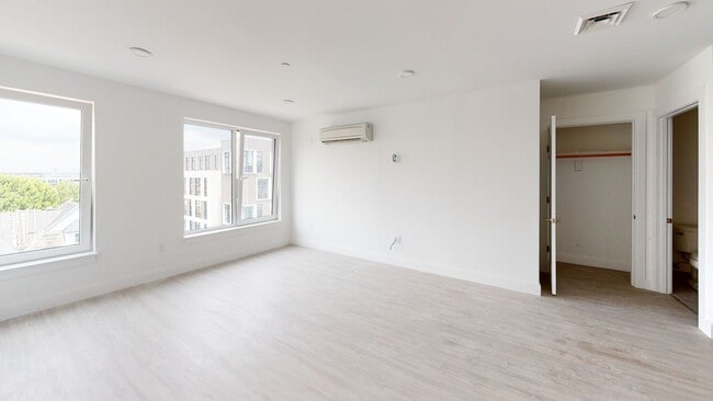 Foto del edificio - Pet Friendly Luxury Apt w Discounted FEE! ...