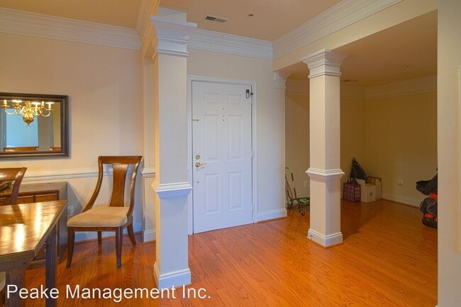 Building Photo - 2 br, 2 bath House - 828 Slaters Lane #208