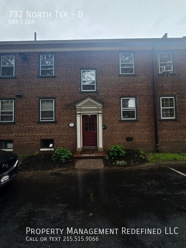 Building Photo - 732 North Terrace