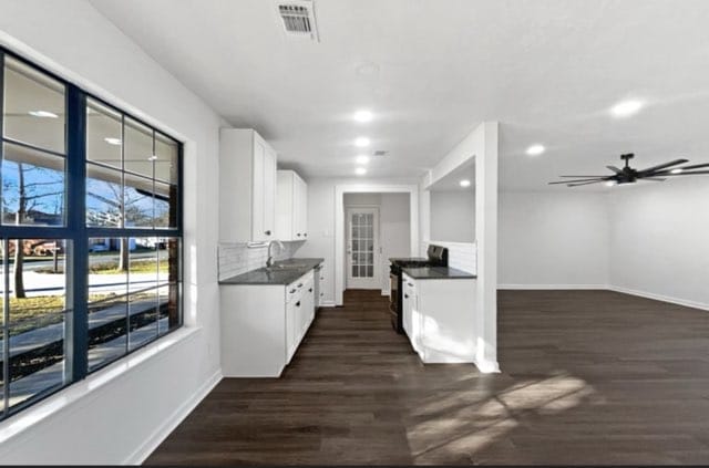 Foto del edificio - 469 W Fulton St