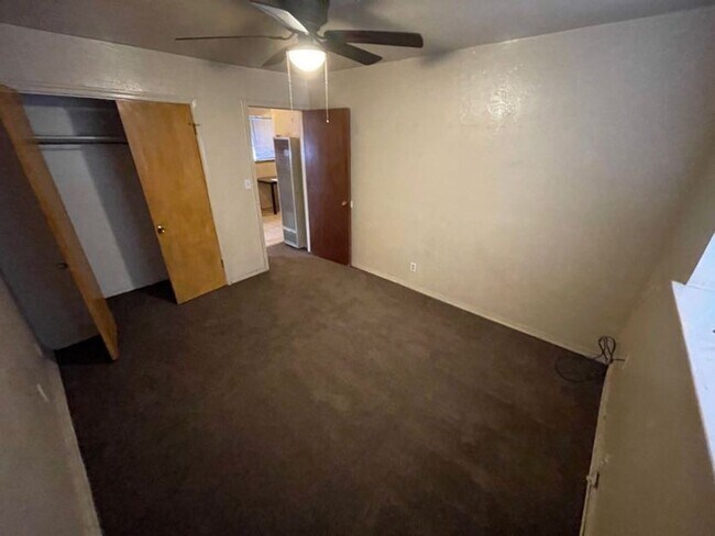 Building Photo - 1 br, 1 bath House - 3908 S Hudson Ave