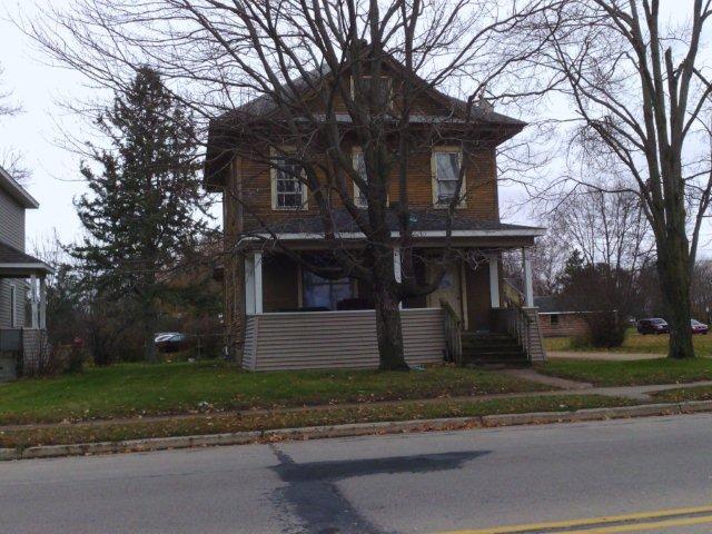 Building Photo - 1509 Broadway St S