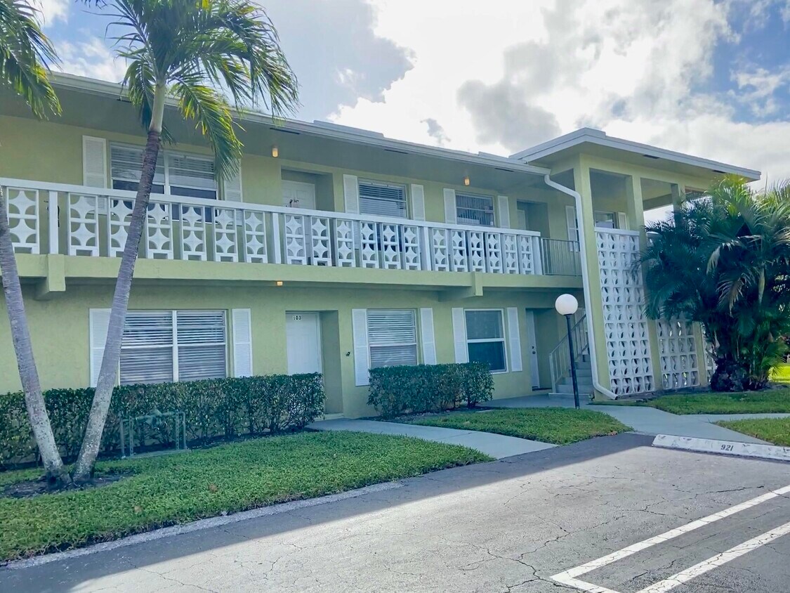 Primary Photo - 2500 Black Olive Blvd