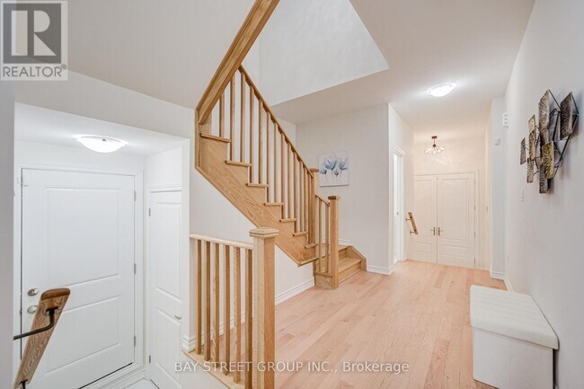 Photo du bâtiment - 2916 Nakina St