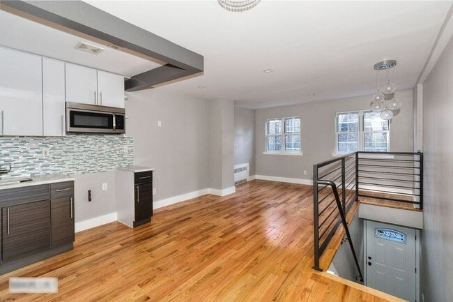 Living/kitchen area - 801A Willoughby Ave